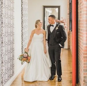 Meet your Posher, Collin